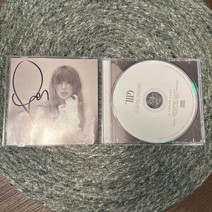 Taylor Swift Tortured Poets Department SIGNED CD